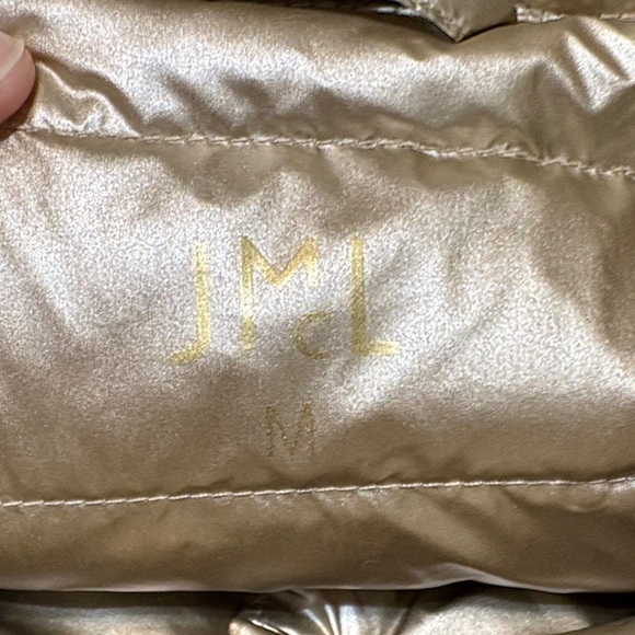 J. McLaughlin Short-sleeve Gold Puffer Jacket - Picture 4 of 8